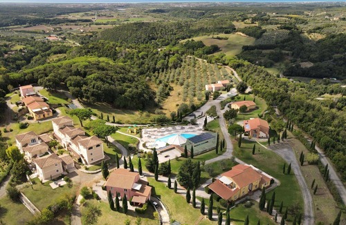 Riparbella Apartment | Lovely apartment for 6 guests with WIFI, pool, A/C, TV and terrace