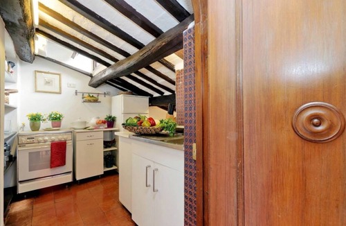 Trastevere Apartment | Lovely apartment for 4 in Trastevere