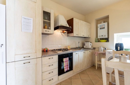 Vignale Monferrato Apartment | Lovely apartment for 4 guests with pool, WIFI, TV, terrace and pets allowed