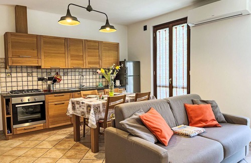 Savona Apartment | Lovely apartment for 4 guests with WIFI, TV, patio, pets allowed and panoramic view