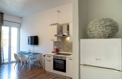 Termoli Apartment | Lovely apartment for 4 people with A/C, TV and balcony