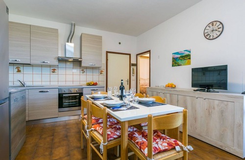 Marina di Cecina Apartment | Lovely apartment for 5 guests with WIFI, TV and balcony
