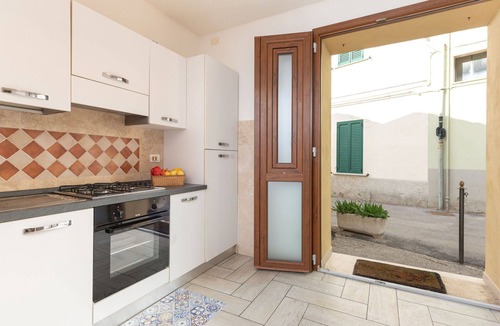 Follonica Apartment | Lovely apartment for 5 people with A/C, WIFI and TV