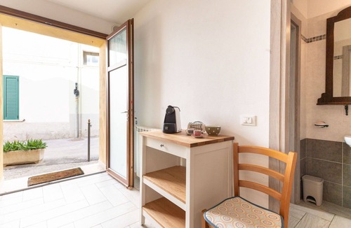 Follonica Apartment | Lovely apartment for 5 people with A/C, WIFI and TV