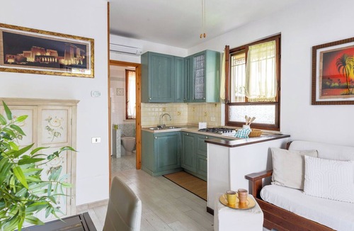 Marcelli Apartment | Lovely apartment for 6 guests with WIFI, A/C, TV, terrace and pets allowed, close to Porto Recan.