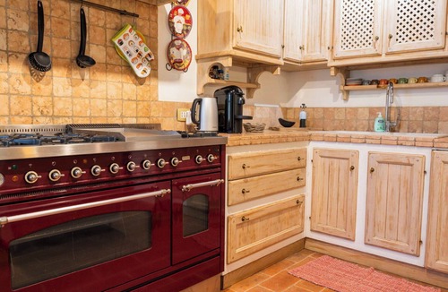 Panicale Apartment | Lovely apartment for 14 guests with A/C, WIFI, private pool, TV, patio and pets allowed
