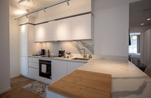 Scarlino Apartment | Lovely apartment for 4 people with hot tub, A/C, WIFI, terrace, pets allowed and panoramic view