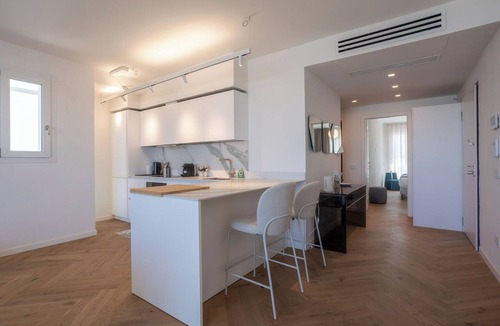 Scarlino Apartment | Lovely apartment for 4 people with hot tub, A/C, WIFI, terrace, pets allowed and panoramic view