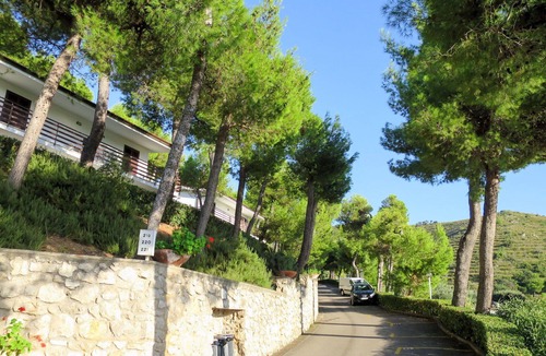 Sperlonga Apartment | Lovely apartment for 2 guests with A/C, pool, WIFI, TV and pets allowed