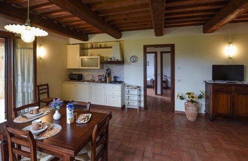 Papiano Apartment | Lovely apartment in Marsciano PG with house a panoramic view