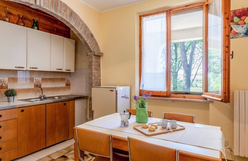 Monte Fabbri House | Lovely apartment in villa with WIFI, pool, TV, pets allowed and panoramic view, close to Urbino