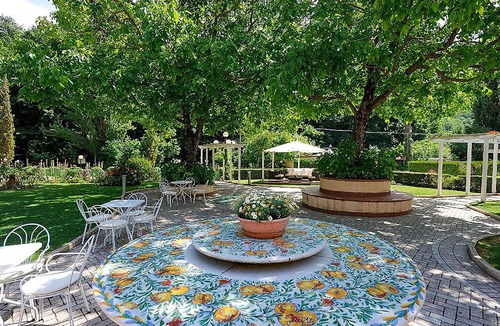 Foligno Apartment | Lovely apartment in Foligno with WiFi