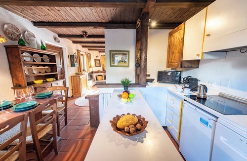Dolonne Apartment | Lovely Apartment In Courmayeur, Courmayeur, Italy