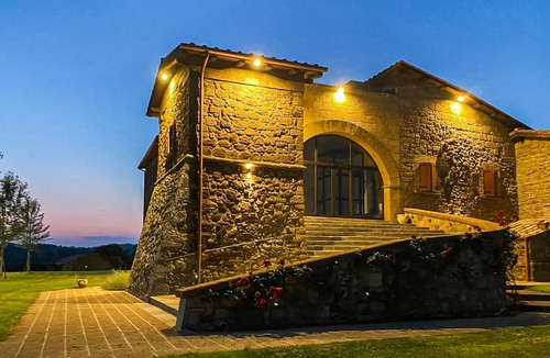Lubriano Apartment | Lovely apartment in Lubriano with sauna