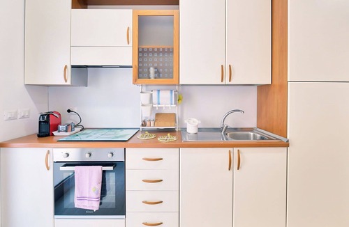 Tollo House | Lovely apartment in villa for 3 guests with A/C, WIFI, TV and terrace