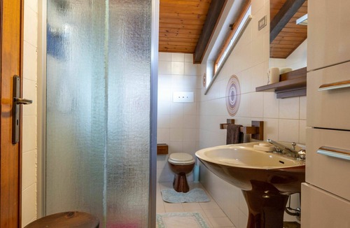 Chez Croiset Apartment | Lovely apartment for 4 people with A/C, WIFI, TV, pets allowed and parking
