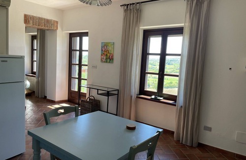 Villa Apartment | Lovely apartment for 4 people with WIFI, TV, terrace and panoramic view, close to Asti