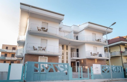Martinsicuro Apartment | Lovely apartment for 6 guests with WIFI, A/C, TV, balcony and pets allowed