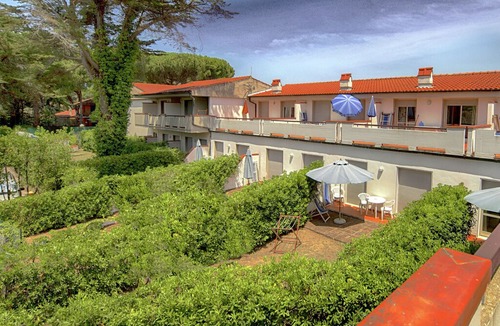 Giannella House | Lovely Holiday Home in Giannella near Beach