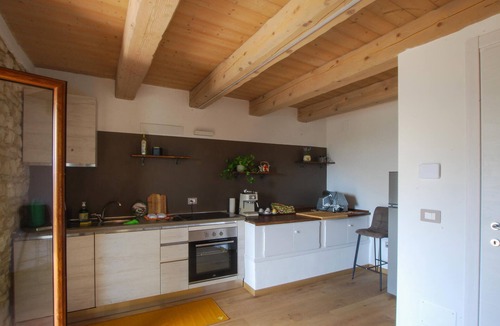 Fabriano House | Lovely home in Castelletta