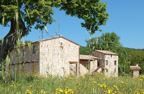 Sarnano House | Lovely home in Sarnano with swimming pool
