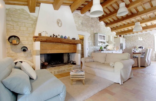 Genga House | Lovely villa in a peaceful area