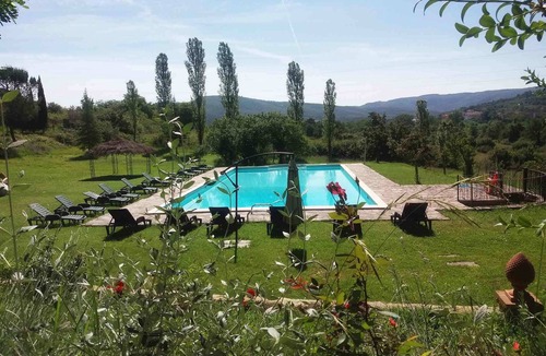 Badia Agnano Villa | Lovely villa, Wi-Fi, cooking lesson, pool, weddings