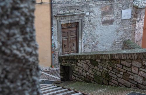 Old Town Apartment | Luna 30 - Historic Heart with a View- ItalyWeGo