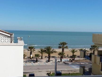 Tortoreto Lido Apartment | lungomare