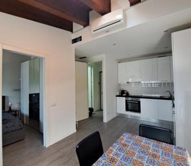 Lambrate Apartment | LUX Apartment 2 Milano Metro M2