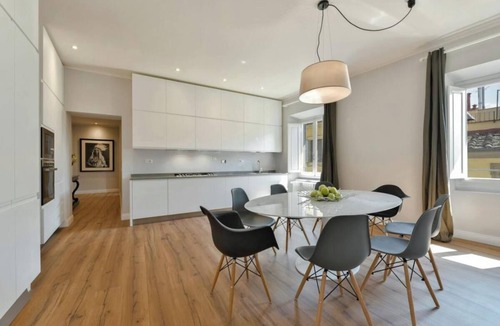 Santa Croce Apartment | Luxurious 6-Bedroom Apartment in a Historic Palazzo with Panoramic Terrace