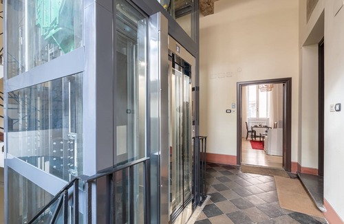 Rione V Ponte Apartment | Luxurious Suite in Via Giulia