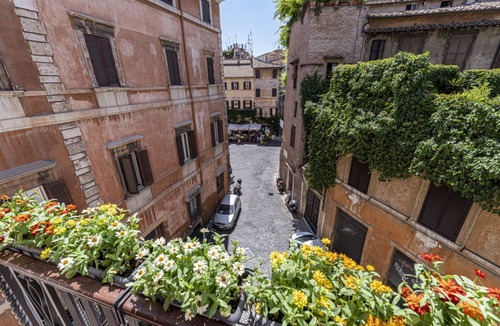Navona Apartment | Luxury 3 bedrooms 2 bathrooms terrace view [Piazza Venezia 5*]