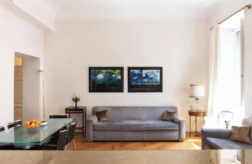 Rione IV Campo Marzio Apartment | Luxury 5-Bedroom Apartment Near Piazza Barberinin