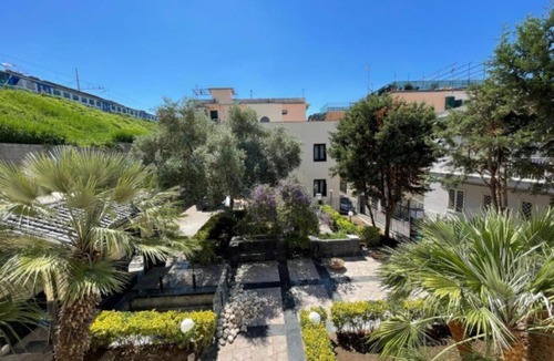 Pozzuoli Apartment | Luxury Apartment with balcony garden view