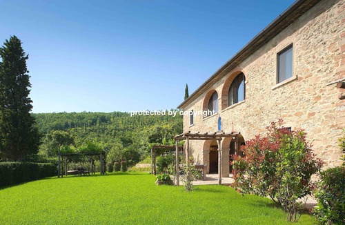Arezzo Villa | Luxury Eco-Green Villa