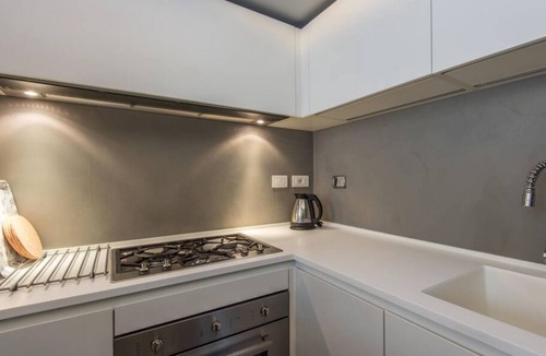 Monti Apartment | Luxury Fori Imperiali Flat