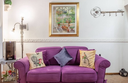 Monti House | Luxury Holiday House Luxury Holiday House CIN: IT058091B4O8TGUF2I
