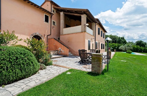 Montoro Apartment | Luxury, modern apartment with pool and stunning views, 1 hour from Rome