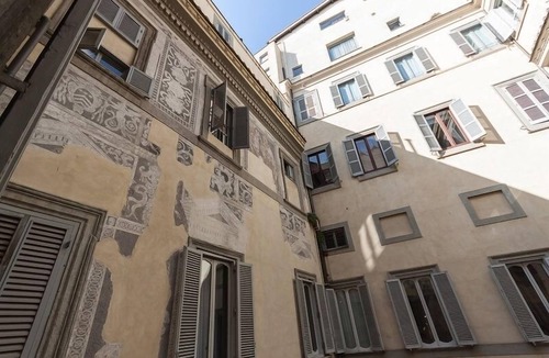 Trastevere Villa | Luxury Rome apartment to rent for the Holidays