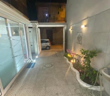 Frattamaggiore Villa | Luxury Rosaverde