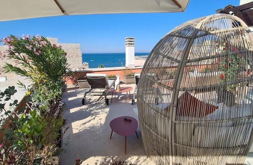 Trani House | Luxury Sea Palazzo