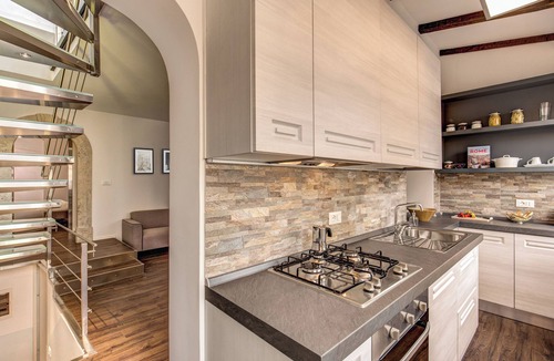 Rione V Ponte Apartment | Luxury suite Giulia, Stunningly refined apartment in the centre of Rome!