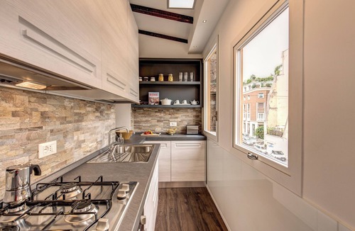 Rione V Ponte Apartment | Luxury suite Giulia, Stunningly refined apartment in the centre of Rome!
