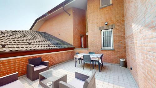 Settimo Torinese Apartment | Luxury Suite