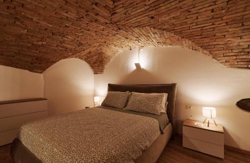 Old Town Apartment | Luxury Vault Apartment - Historic Center Perugia