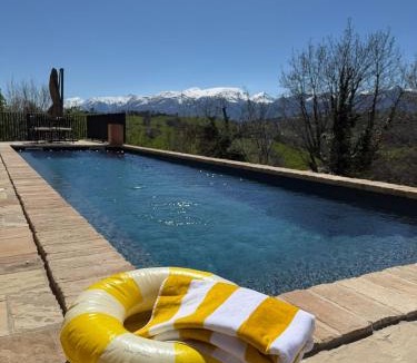 Gualdo Villa | Luxury Villa in Le Marche with heated private pool, panoramic Sibillini views and airco