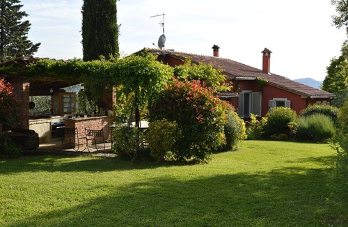 Montelovesco Villa | Luxury Villa with large Pool and breathtaking mountain views
