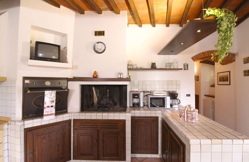 Subbiano Villa | Luxury villa with private pool, outdoor Jacuzzi, billiard room and air conditioning, situated at the
