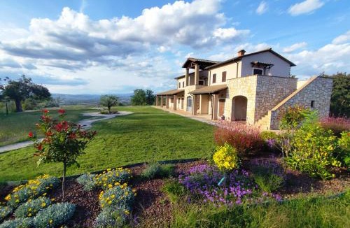 Alviano Apartment | Lyfe Umbria intera villa con piscina in esclusiva